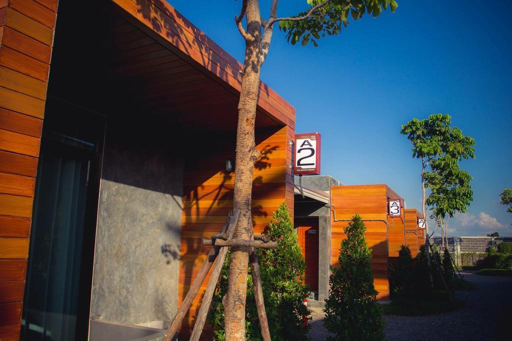 The Infinite Resort Nakhon Sawan Ngoại thất bức ảnh