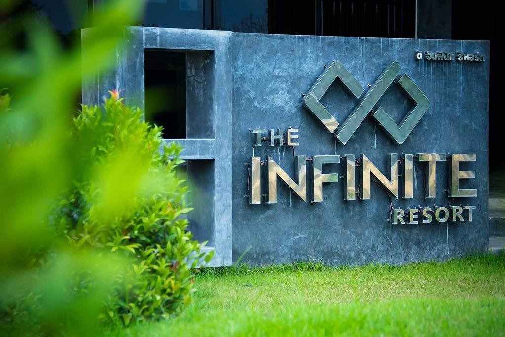 The Infinite Resort Nakhon Sawan Ngoại thất bức ảnh